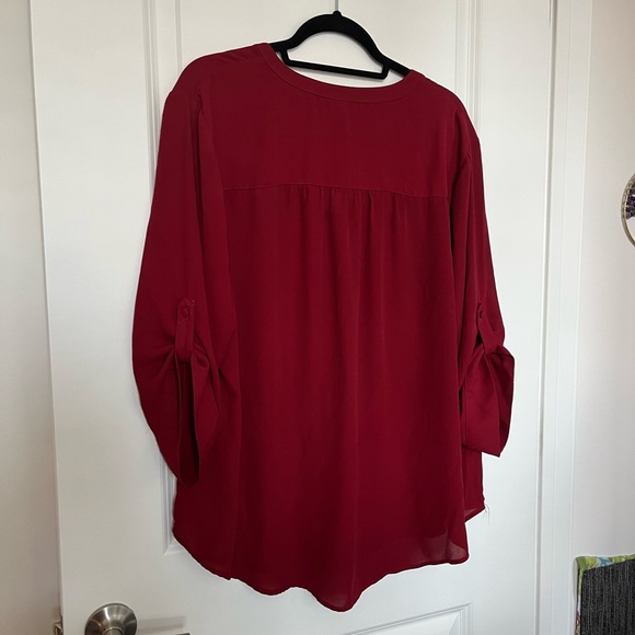 Torrid Harper Red Georgette Button-Loop Blouse - Picture 3 of 4